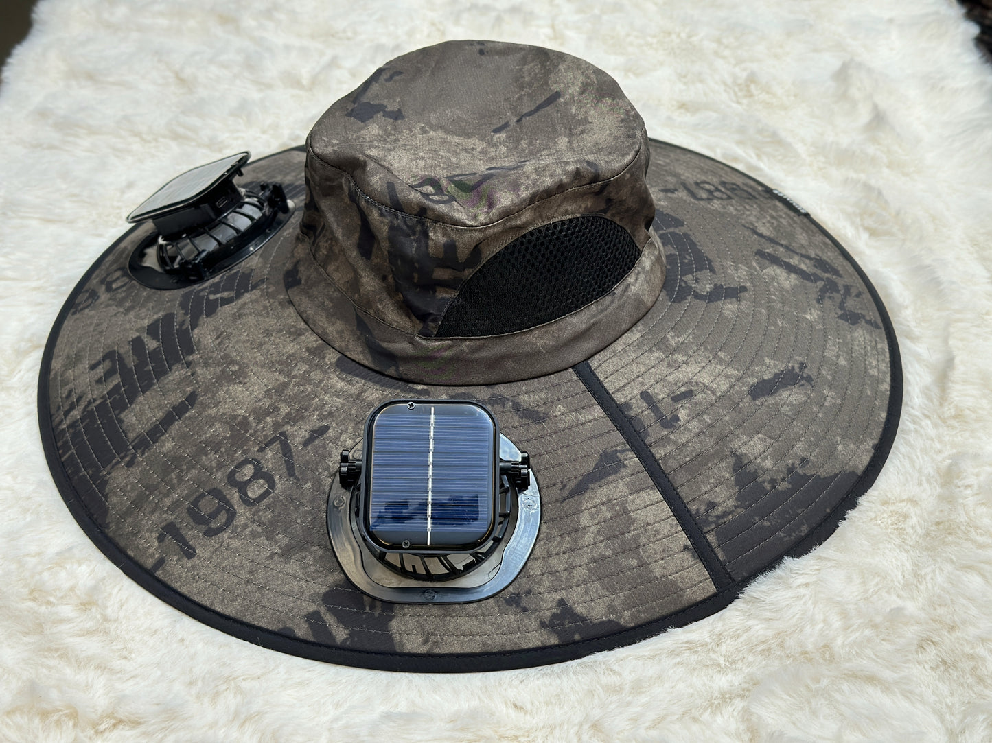2025 Solar Fan Hat – Breathable, Waterproof, Wide-Brim Sun Hat with Built-in Fan for Outdoor & Fishing Use | Dual Power Options: Solar & Battery | 3-Speed Cooling | Stay Cool & Protected