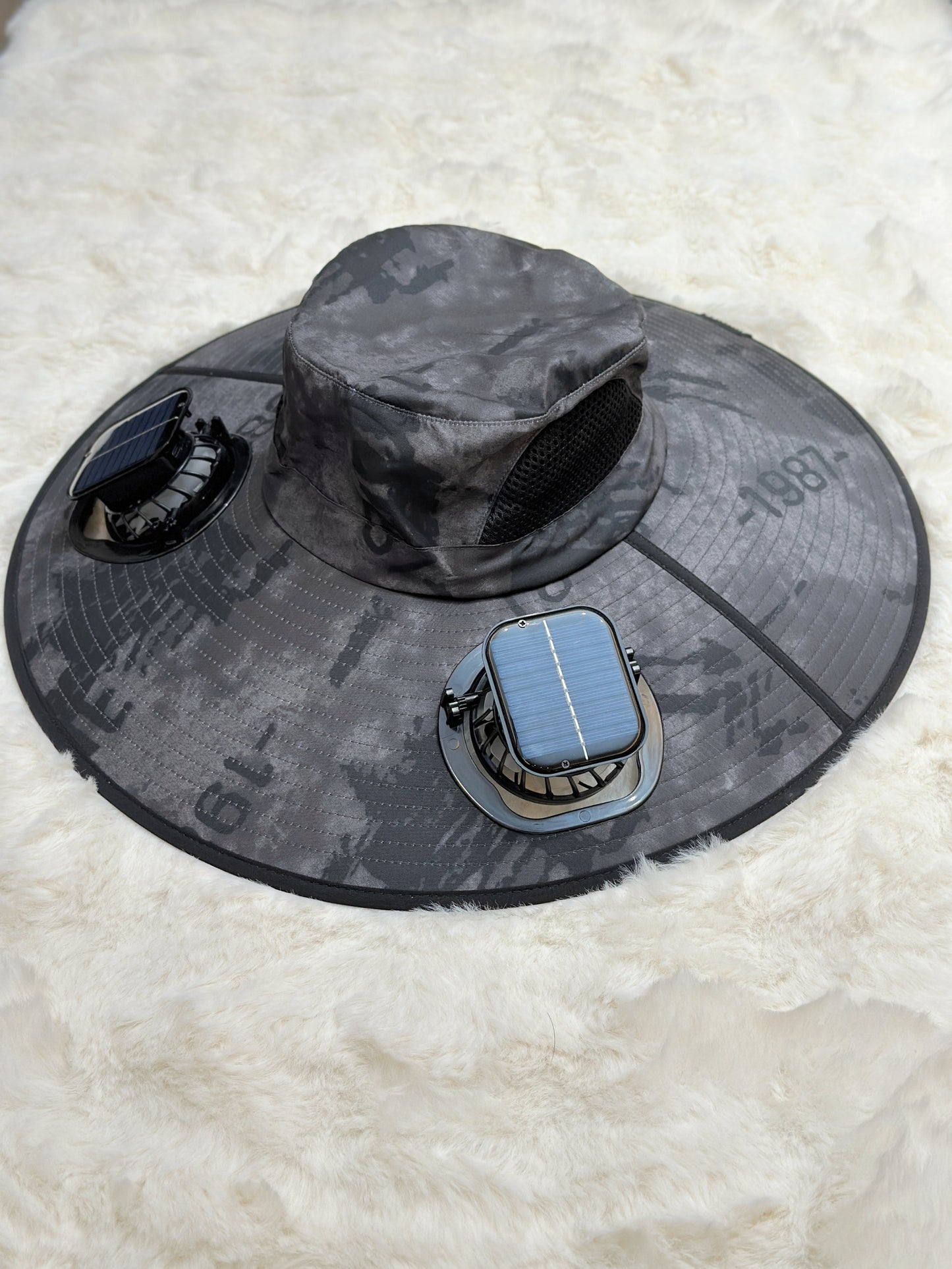 2025 Solar Fan Hat – Breathable, Waterproof, Wide-Brim Sun Hat with Built-in Fan for Outdoor & Fishing Use | Dual Power Options: Solar & Battery | 3-Speed Cooling | Stay Cool & Protected